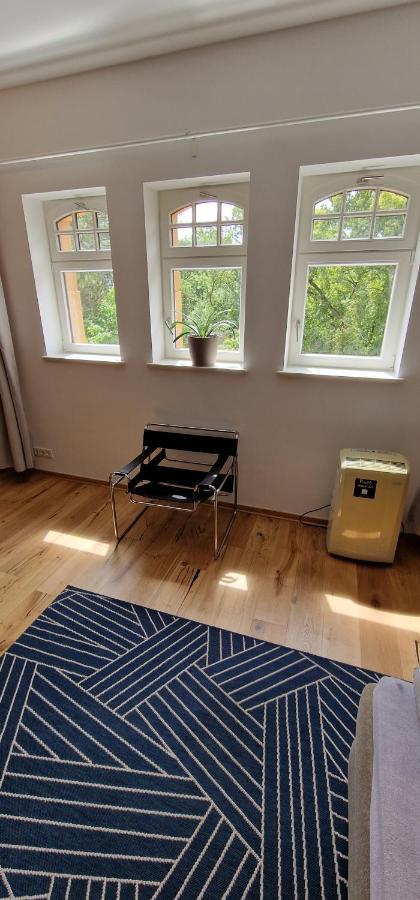Apartment Mit Parkblick & Massagestuhl Leipzig Exterior photo